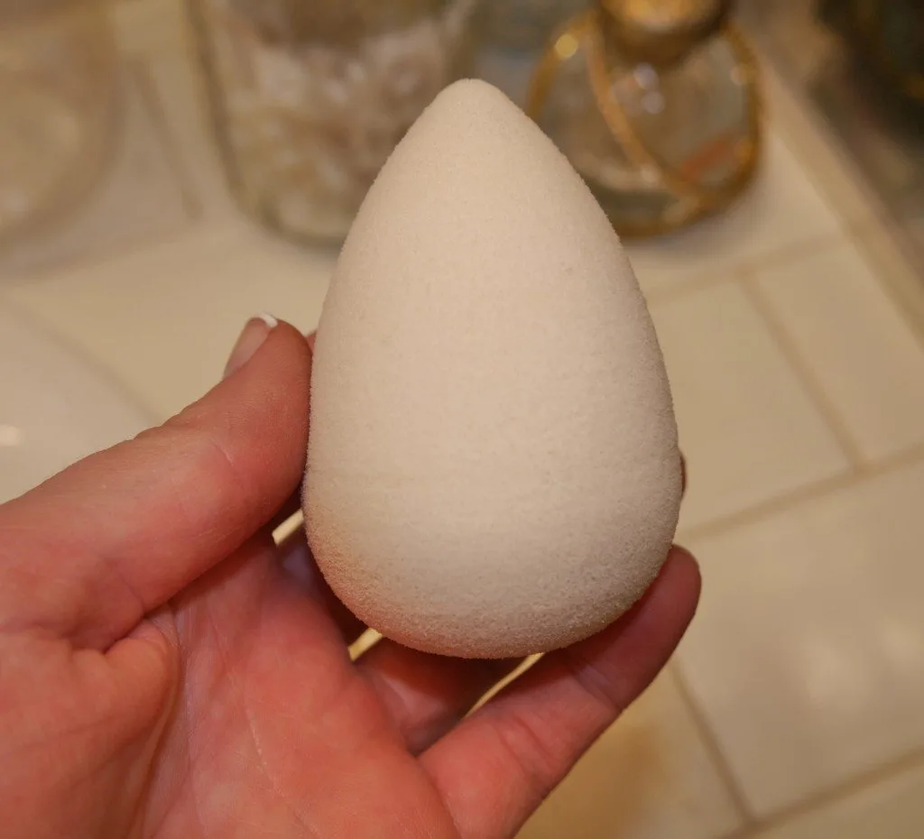 beauty-blender-pure-beautyblender-before-and-after-review-demo-cleanser.jpeg